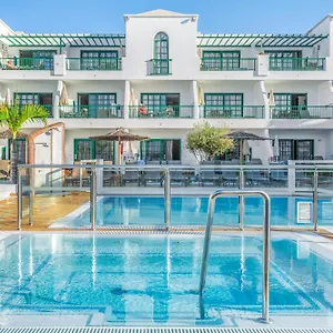 Club Del Carmen Aparthotel